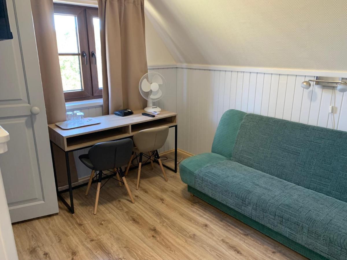 Keldrimaee Kuelalistemaja Bed & Breakfast Hiiumaa Exterior photo
